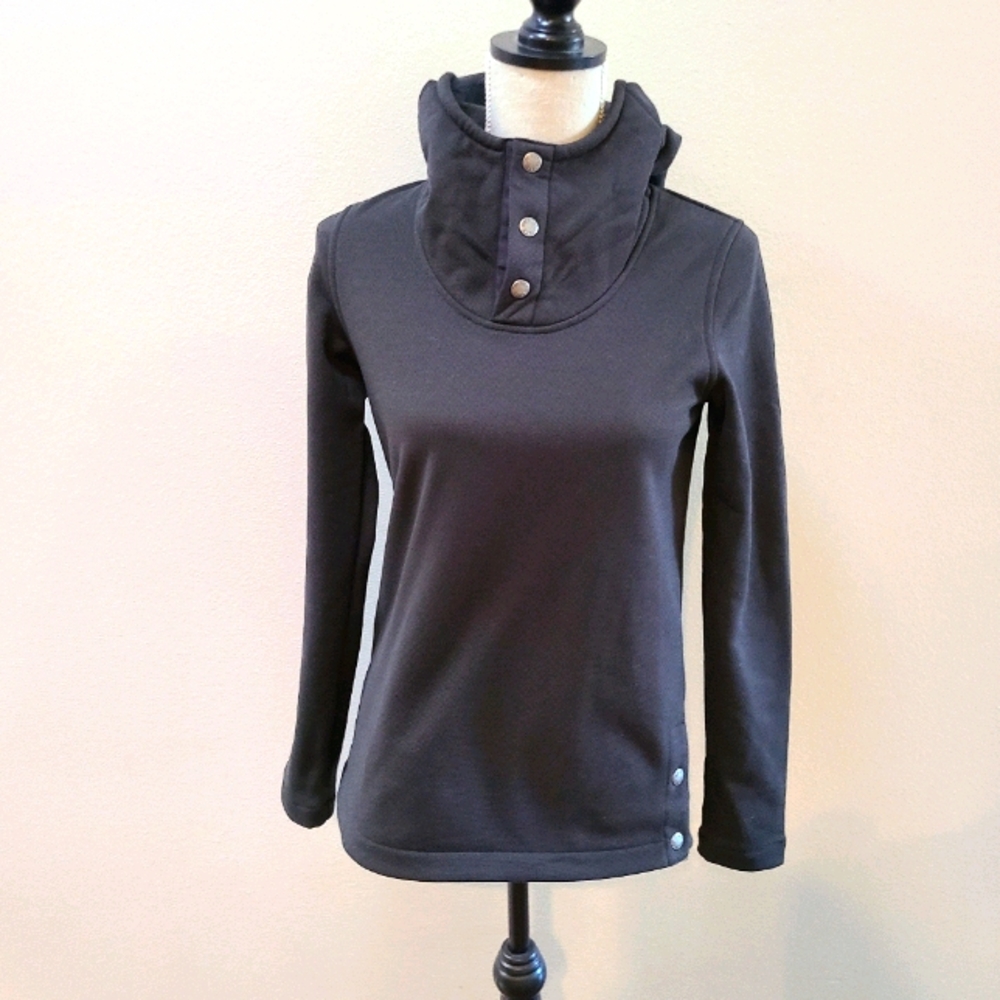 The Northface pullover